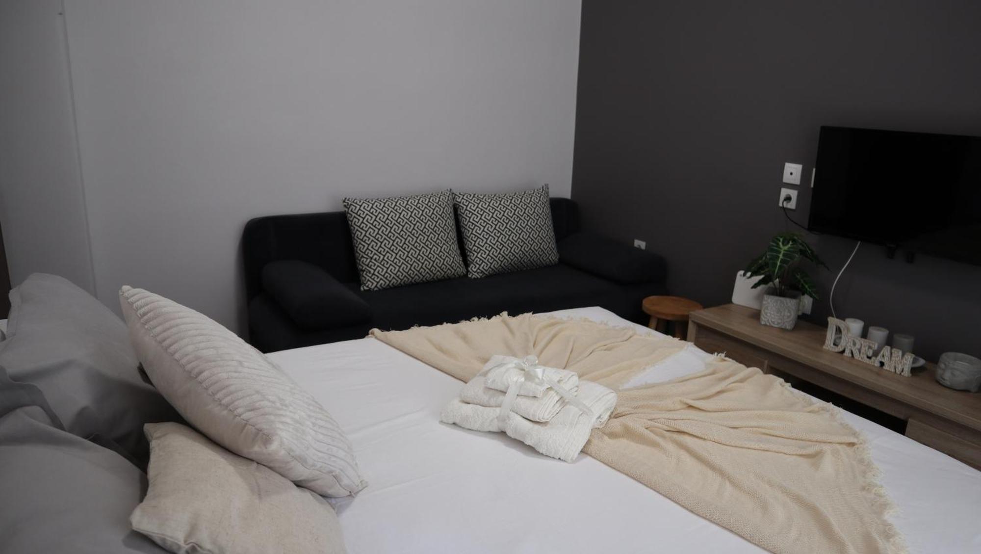 Apartment Beautiful Sweet Brown In The Center Loutraki (Corinthia)